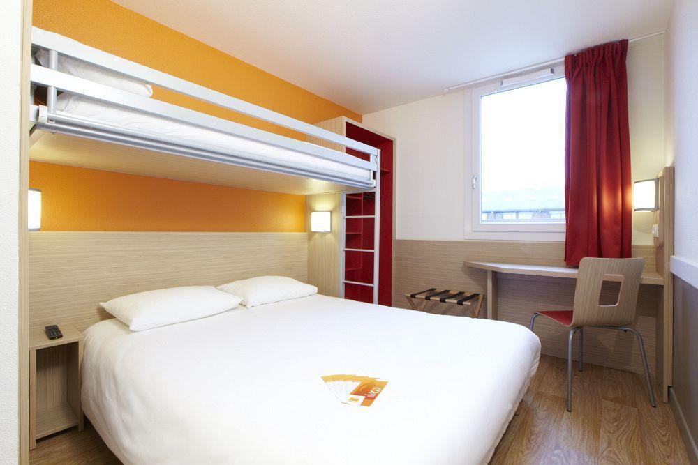 Première Classe Pau Bizanos Hôtel Chambre photo